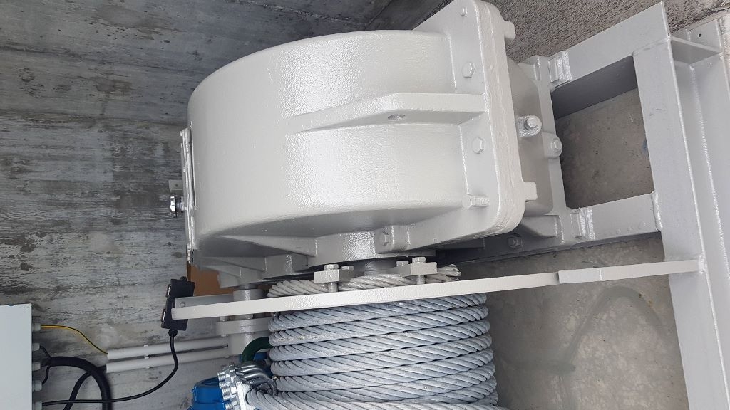10 ton electric winch case from Portugal customer 1