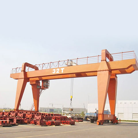 What are the uses of the general gantry crane