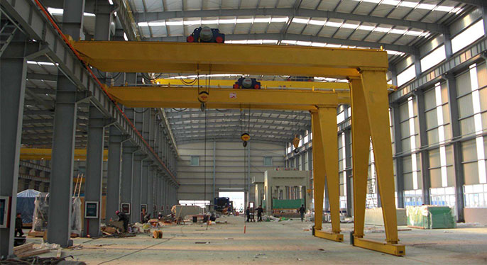 Double girder semi-gantry crane